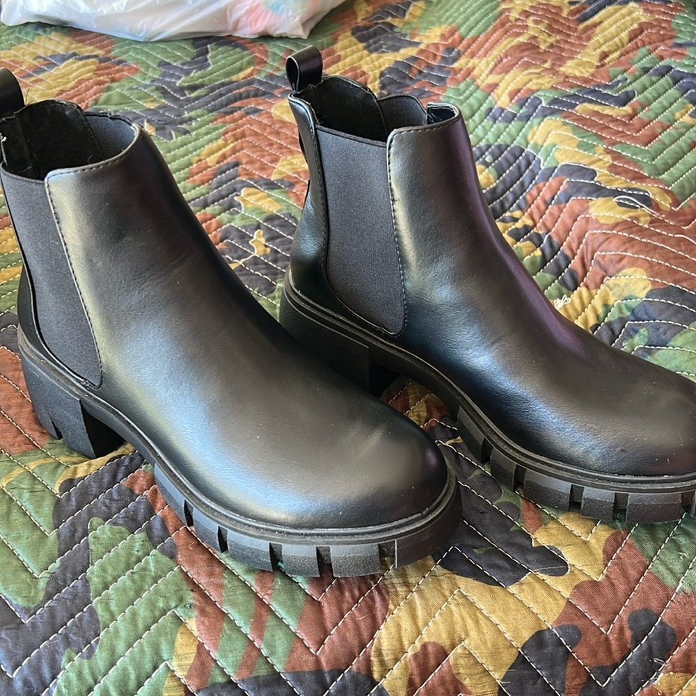 Madden Girl Boots